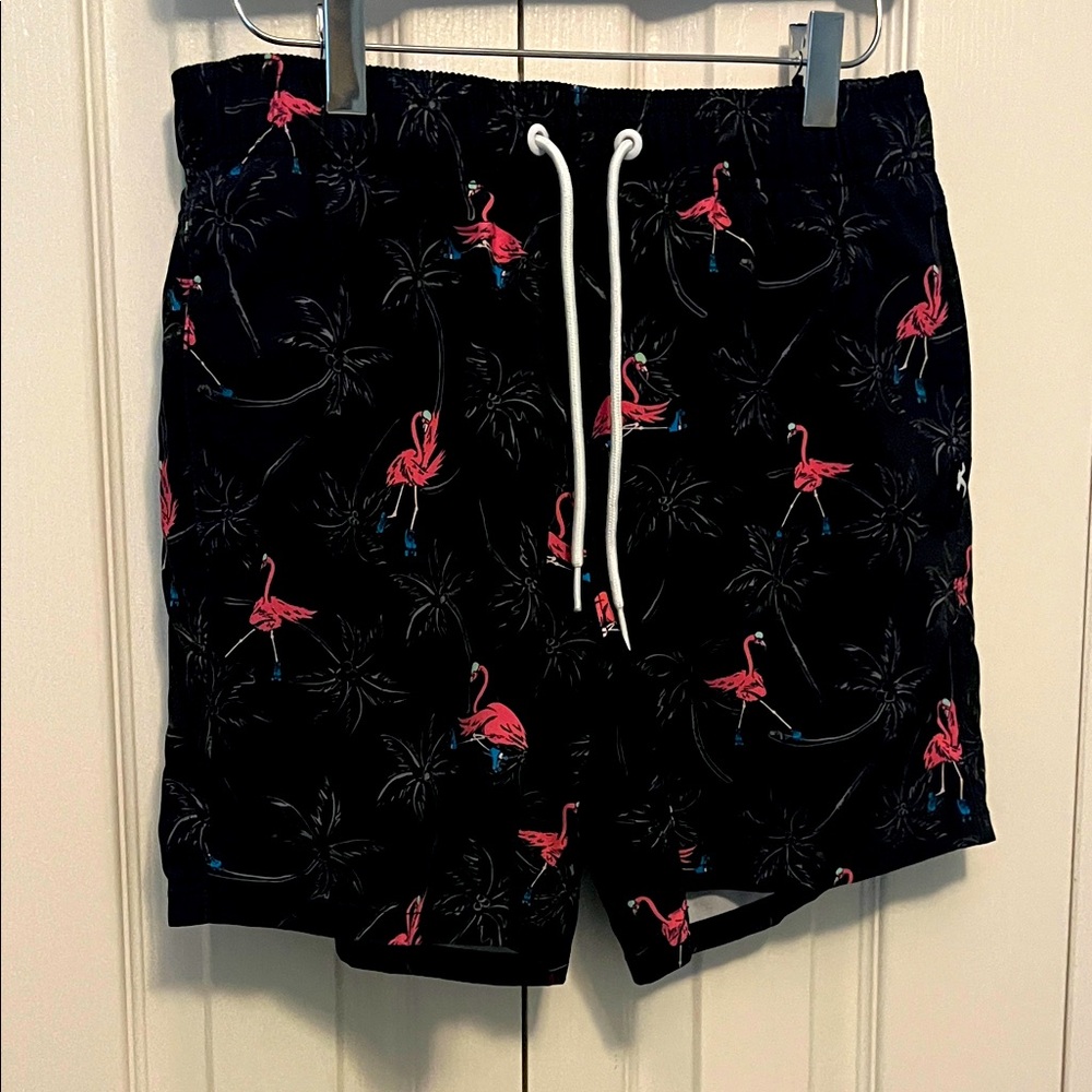 Men’s Hollister swim trunks black with pink flamingo 6inch inseam size Small